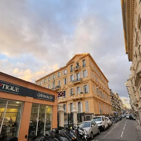 Apartment Moderne, Le Carre Dor, A 3min Plage, Centre