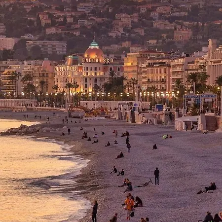 Moderne, Le Carre Dor, A 3min Plage, Centre